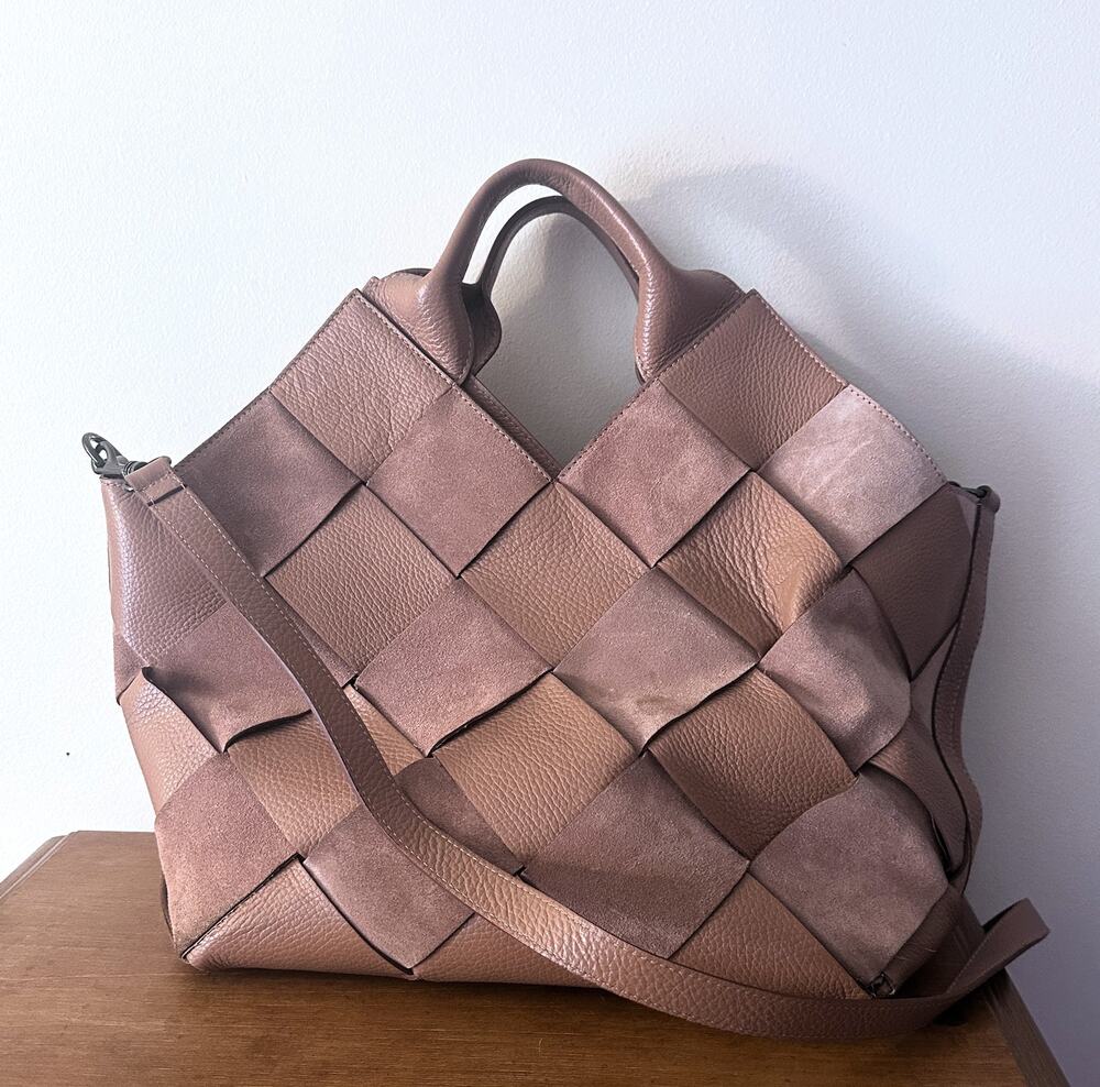 Woven Leather Hobo Bag in Mauve Brown